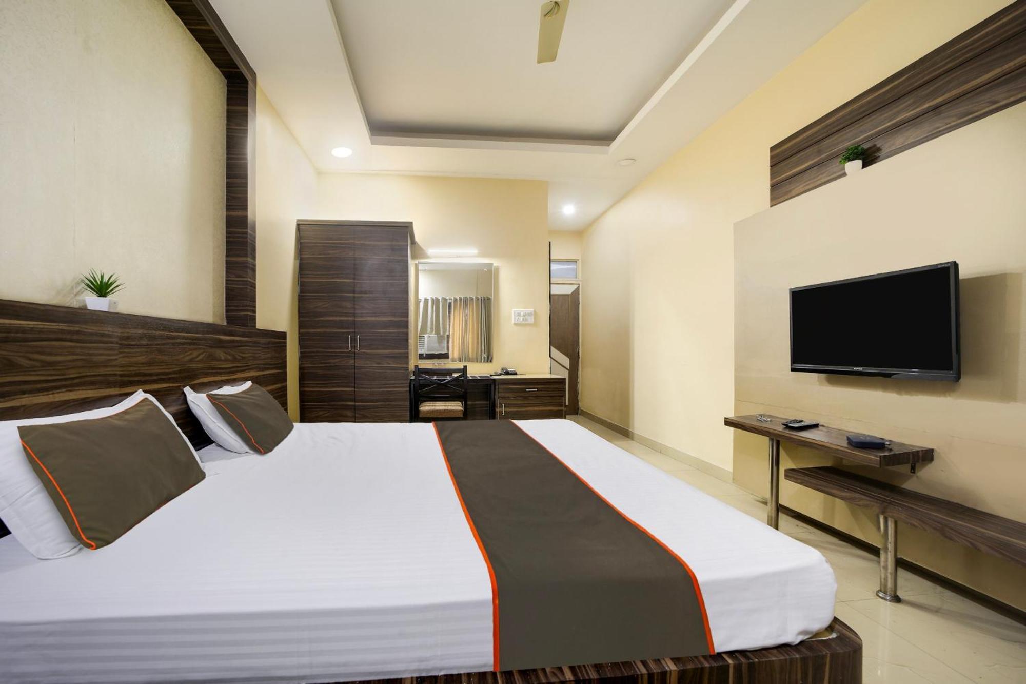 Collection O Hotel Silver Inn Bhopal Esterno foto