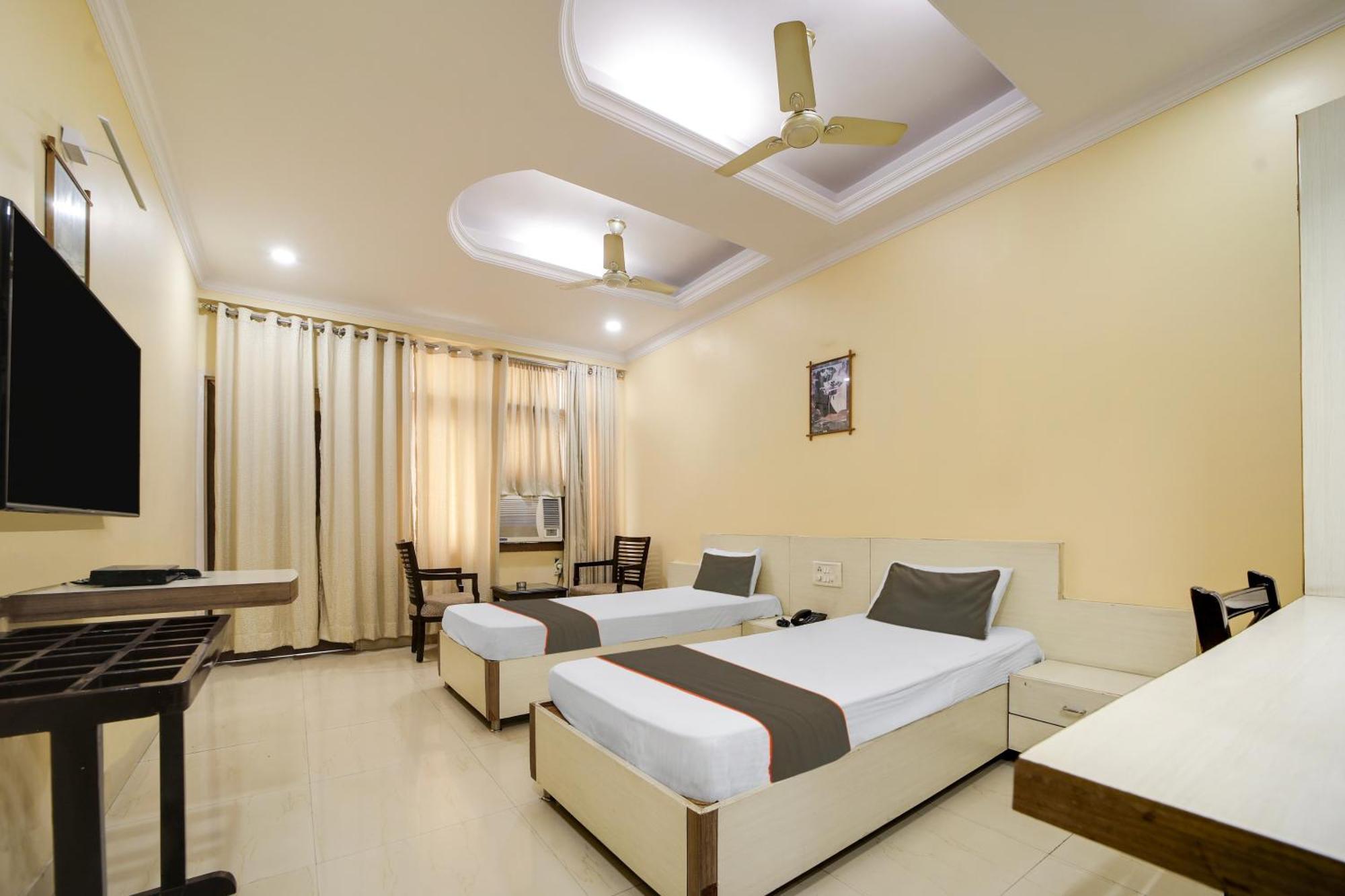 Collection O Hotel Silver Inn Bhopal Esterno foto